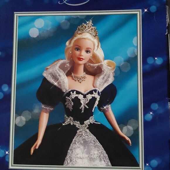 Millennium Princess 2000 Barbie Doll Special Edition with Millenium Keepsake - Picture 7 of 10